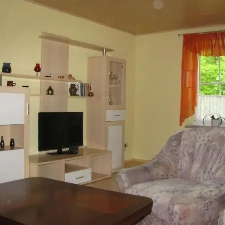 Mit Terrasse By Interhome شقة